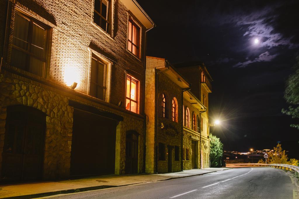 Hotel Vinicola Real-200 Monges Albelda De Iregua Exteriér fotografie
